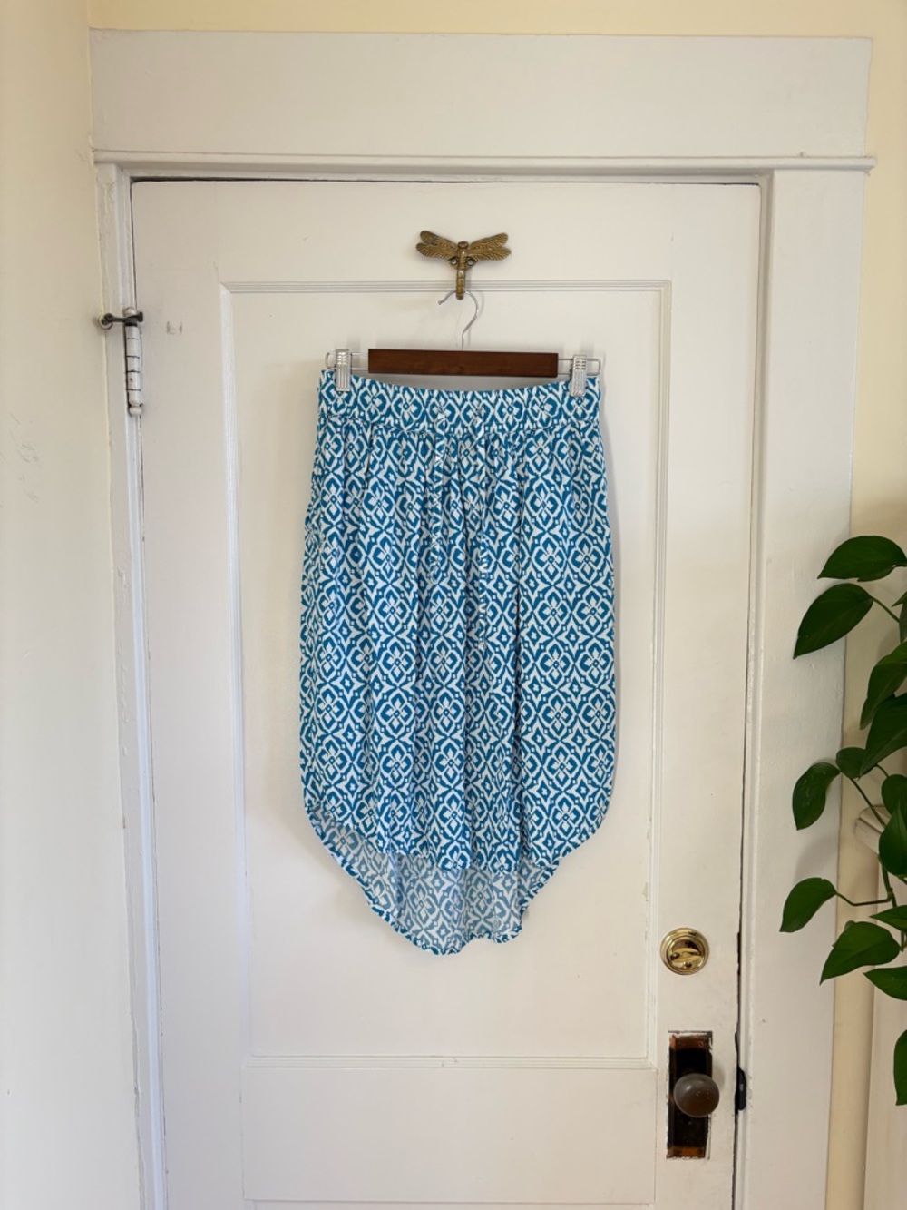 Kavu Pull On Abstract High Low Blue & White Geometric Skirt XS